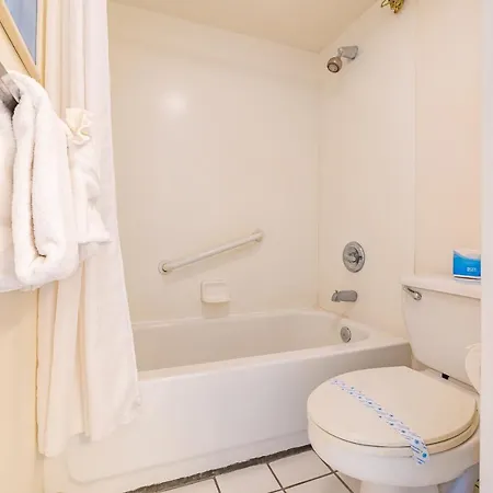 Fabulous Mountain View Condo With Free Parking! Honolulu Extérieur photo