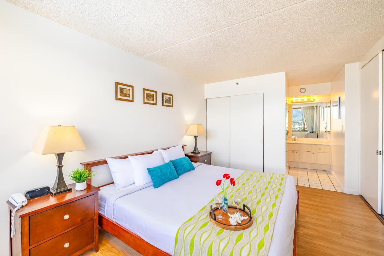 Fabulous Mountain View With Free Parking! Apartment *